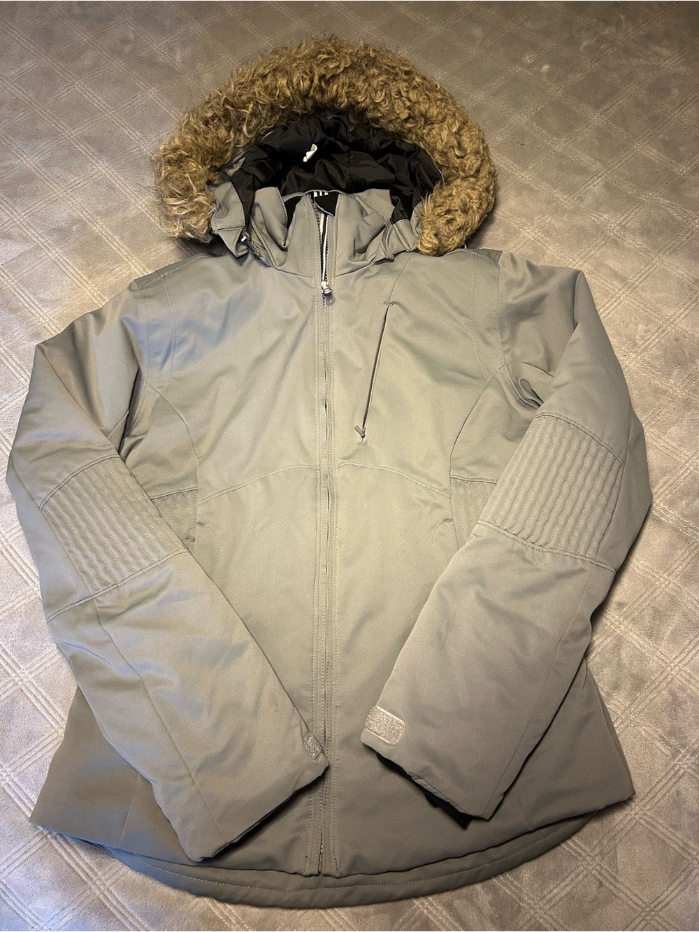 Obermeyer Light Gray Hooded Puffer Ski Jacket with Faux Fur Trim